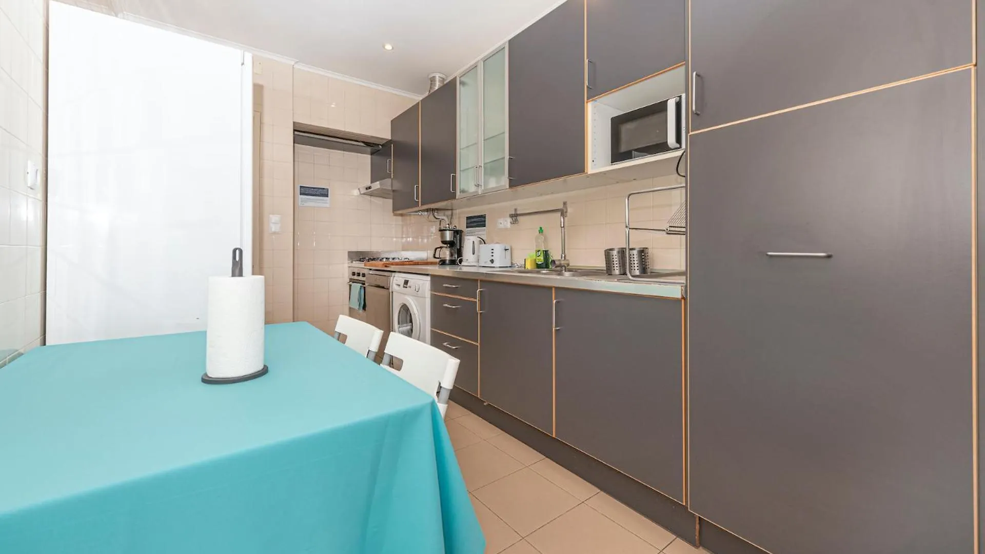 شقة Houze_Central Lisbon, 4 Rooms Flat W/ Zoo View